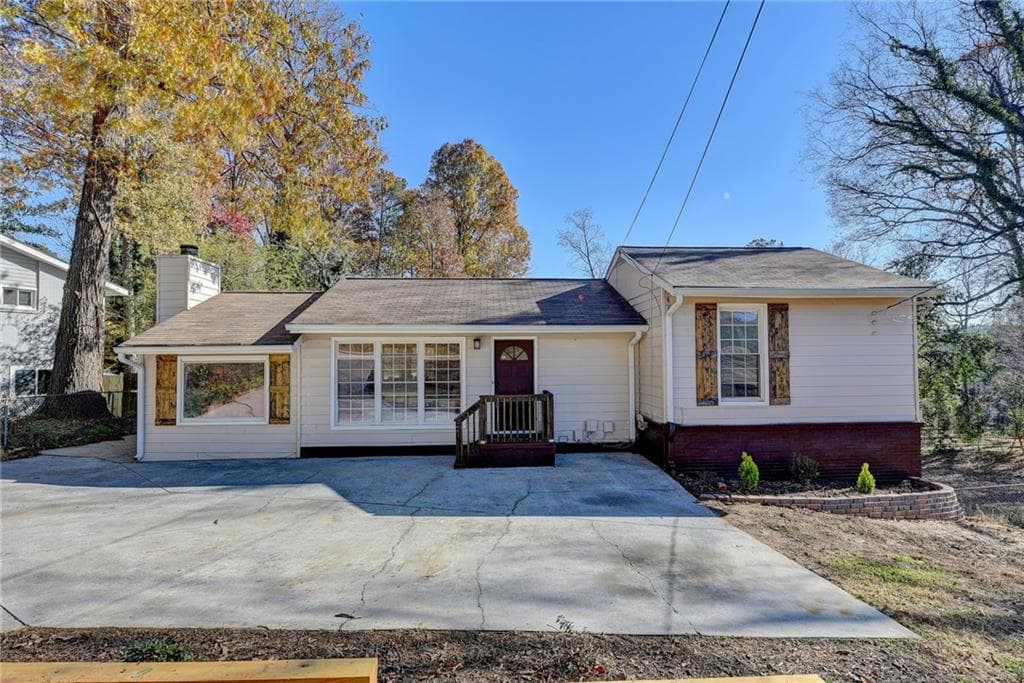 4995 Crowe Drive, Smyrna, GA 30082 — most recent listing photo