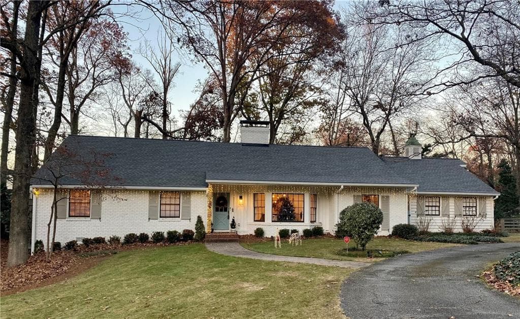 4 bedroom, 3 bathroom, 3,049 sq ft single family residence sold at 6645 Williamson Drive, Atlanta, GA 30328