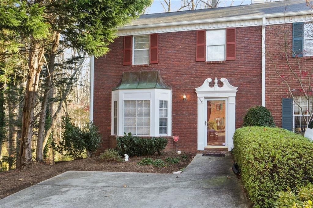 716 Anderson Walk, Marietta, GA 30062 — most recent listing photo