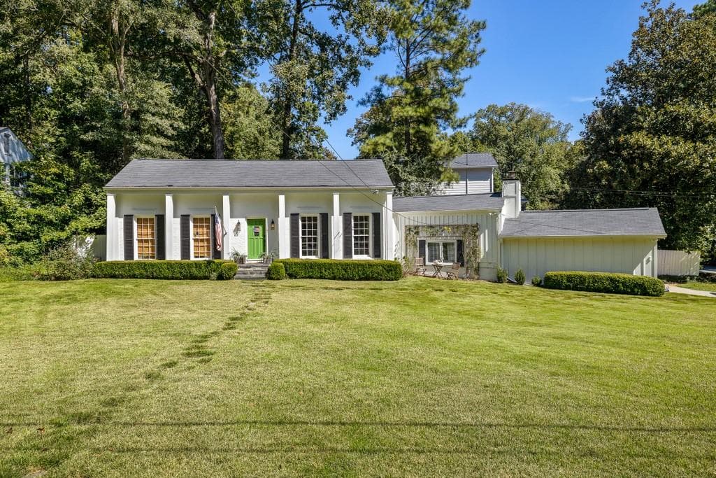 709 Channing Drive, Atlanta, GA 30318 — most recent listing photo
