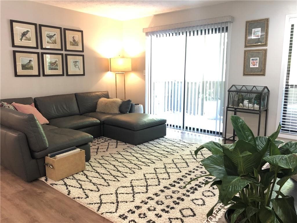 2 bedroom, 2 bathroom, 1,131 sq ft condominium sold at 205 Woodcliff Drive, Sandy Springs, GA 30350