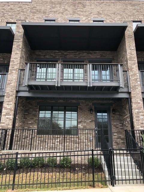 3 bedroom, 4 bathroom, 2,354 sq ft townhouse sold at 1938 Maritime Way, Atlanta, GA 30318