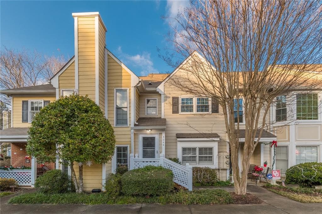 2 bedroom, 2 bathroom, 1,378 sq ft townhouse sold at 3044 Camden Way, Alpharetta, GA 30005