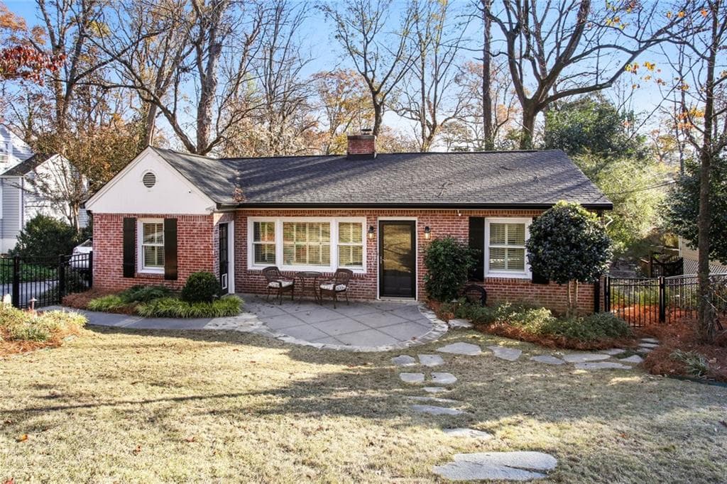 3 bedroom, 2 bathroom single family residence sold at 2055 Cottage Lane, Atlanta, GA 30318