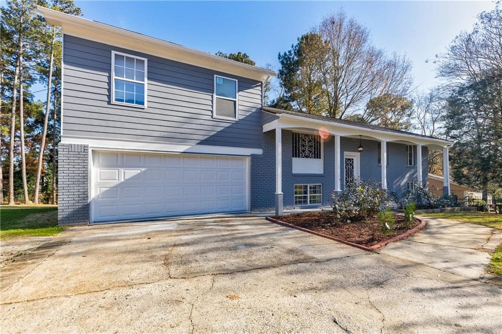 2435 Rolling View Drive, Smyrna, GA 30080 — most recent listing photo