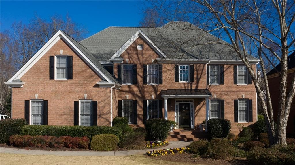 5 bedroom, 5 bathroom, 3,582 sq ft single family residence sold at 655 Garden Wilde Place, Roswell, GA 30075