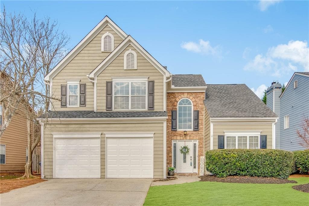 3 bedroom, 3 bathroom, 1,769 sq ft single family residence sold at 13020 Crabapple Lake Drive, Roswell, GA 30076