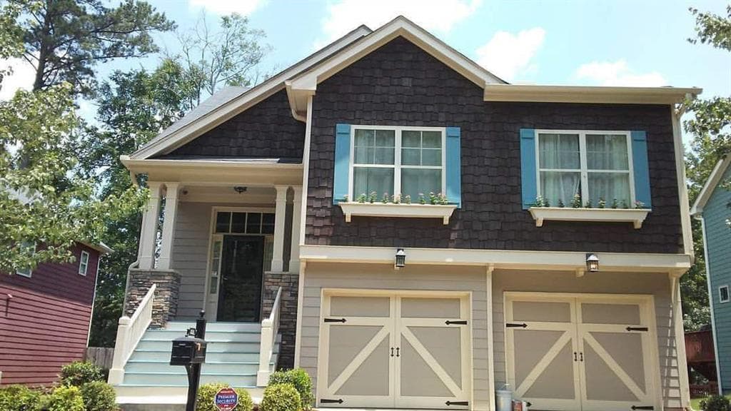4 bedroom, 3 bathroom, 2,500 sq ft single family residence sold at 3037 Silver Hill Terrace, Atlanta, GA 30316