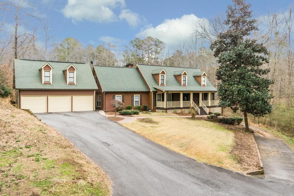 1215 W Wylie Bridge Road, Woodstock, GA 30188 — most recent listing photo