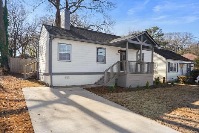 1322 Gus Thornhill Jr Drive, East Point, GA 30344 — most recent listing photo