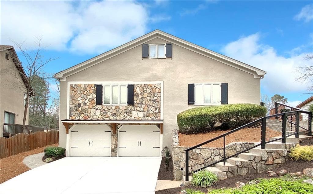 10080 Kinross Road, Roswell, GA 30076 — most recent listing photo