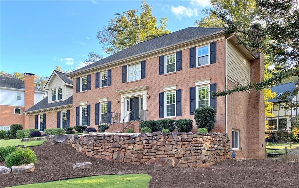 5 bedroom, 4 bathroom, 3,017 sq ft single family residence sold at 8595 Woodledge Lane, Roswell, GA 30076