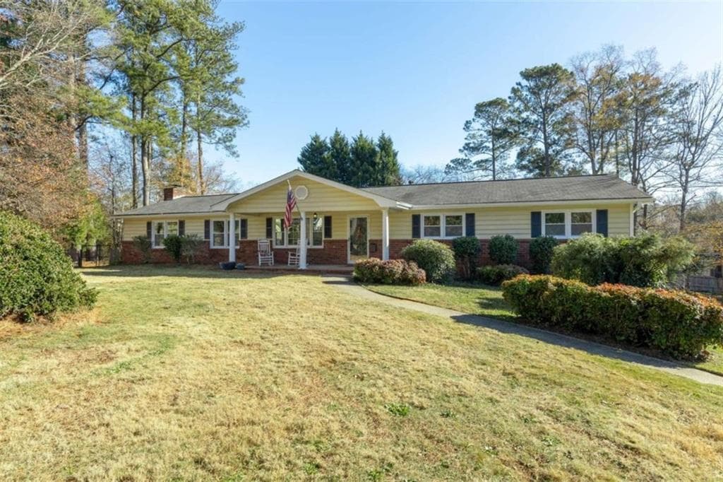 5 bedroom, 3 bathroom single family residence sold at 3482 Staci Court, Marietta, GA 30066