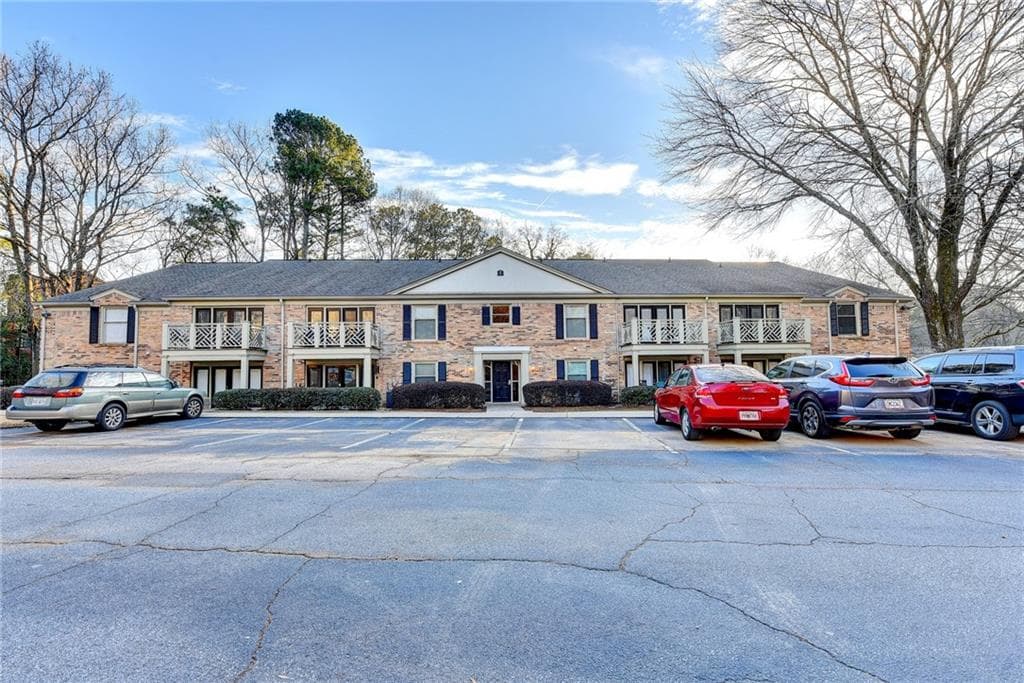 3650 Ashford Dunwoody Road 422, Brookhaven, GA 30319 — most recent listing photo