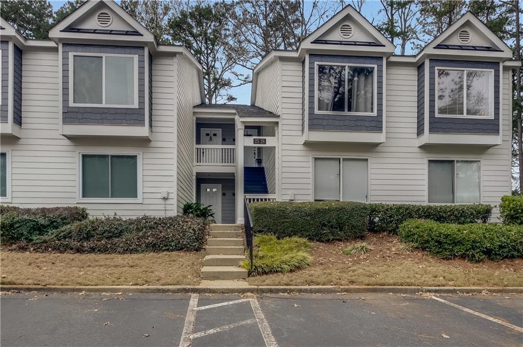 2 bedroom, 2 bathroom, 1,436 sq ft condominium sold at 28 Fair Haven Way, Smyrna, GA 30080