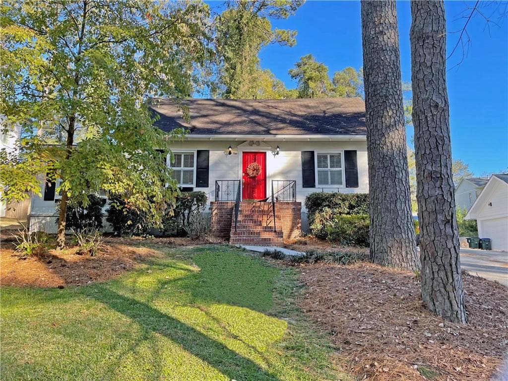 3 bedroom, 2 bathroom, 1,677 sq ft single family residence sold at 3200 Parkridge Crescent, Atlanta, GA 30341