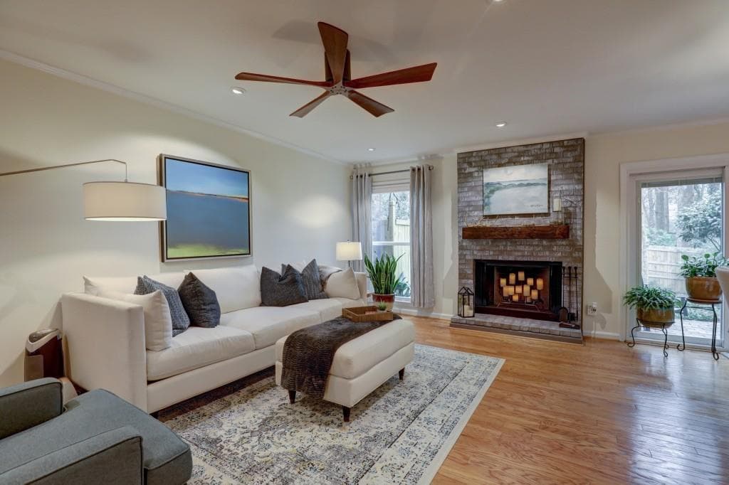 32 Spring Lake Place 32, Atlanta, GA 30318 — most recent listing photo