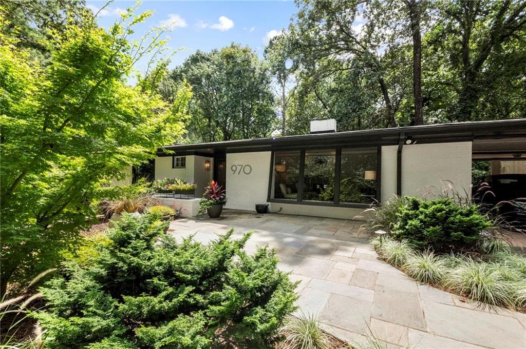 4 bedroom, 3 bathroom, 3,300 sq ft single family residence sold at 970 Mount Paran Road, Atlanta, GA 30327