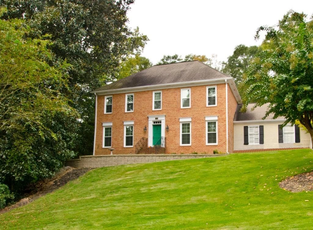 4 bedroom, 4 bathroom, 4,200 sq ft single family residence sold at 4532 Rebel Valley View, Atlanta, GA 30339