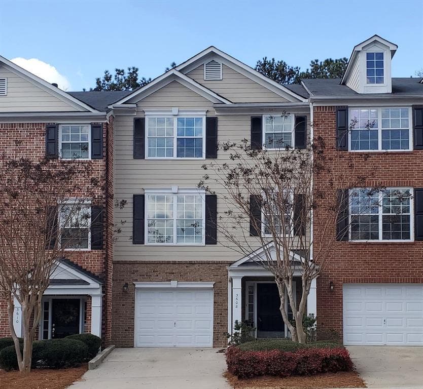 3 bedroom, 3 bathroom, 1,890 sq ft townhouse sold at 3608 Chattahoochee Summit Drive, Atlanta, GA 30339