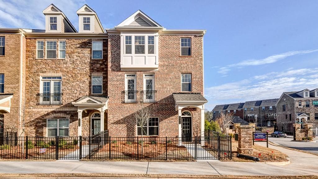 5881 Terrace Bend Way 1, Peachtree Corners, GA 30092 — most recent listing photo