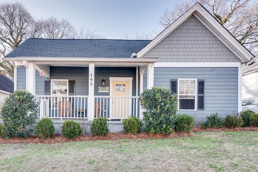4 bedroom, 2 bathroom, 2,274 sq ft single family residence sold at 195 Laurel Avenue, Atlanta, GA 30314