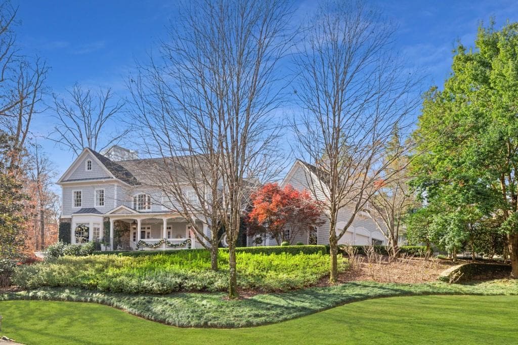 6 bedroom, 6 bathroom, 6,275 sq ft single family residence sold at 939 Calvert Lane, Atlanta, GA 30319
