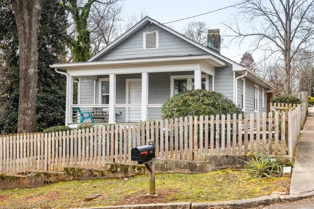 2 bedroom, 2 bathroom, 1,520 sq ft single family residence sold at 105 Montgomery Street, Atlanta, GA 30317