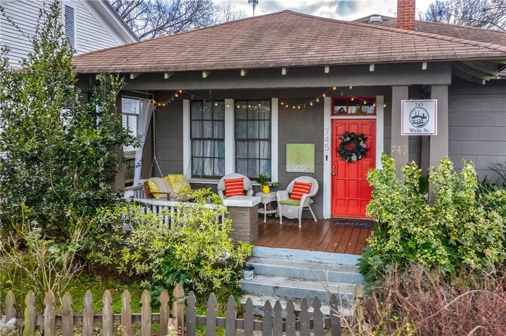 3 bedroom, 3 bathroom, 1,030 sq ft single family residence sold at 745 Wylie Street, Atlanta, GA 30316