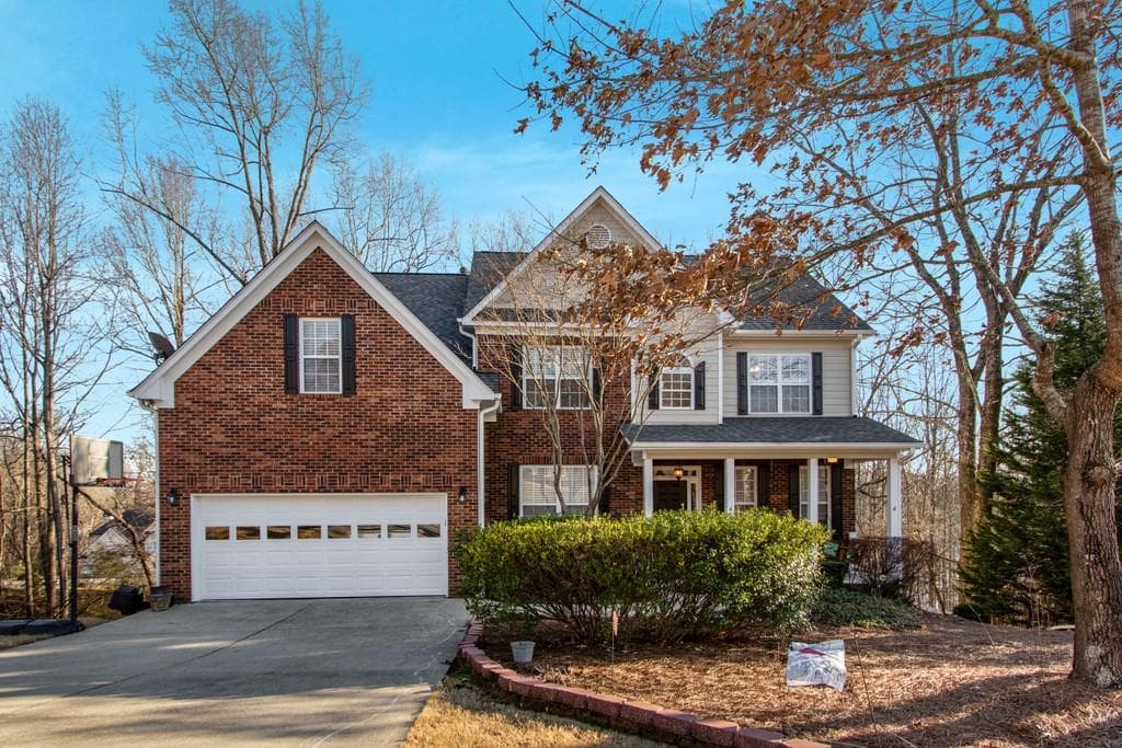 6027 Bateau Drive, Flowery Branch, GA 30542 — most recent listing photo
