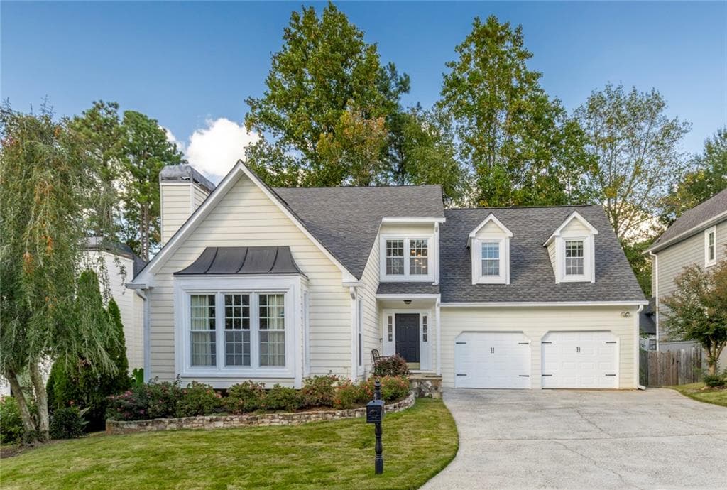4 bedroom, 4 bathroom, 3,051 sq ft single family residence sold at 1084 Oakland Trace, Brookhaven, GA 30319