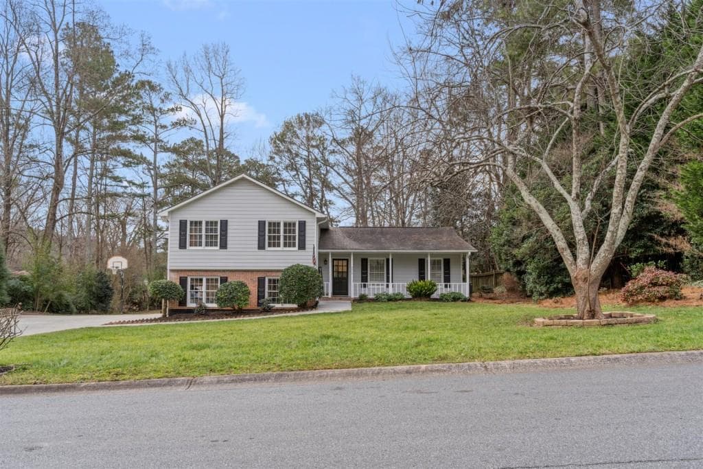 4205 Manor House Drive, Marietta, GA 30062 — most recent listing photo