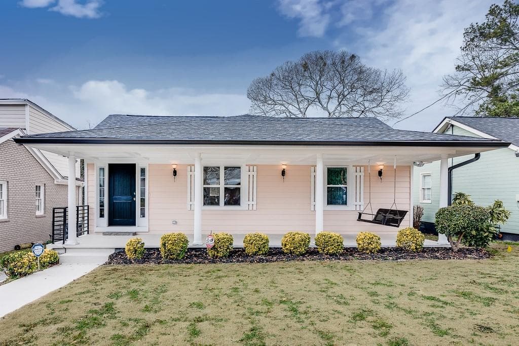 4 bedroom, 3 bathroom, 1,706 sq ft single family residence sold at 642 Albert Street, Atlanta, GA 30318