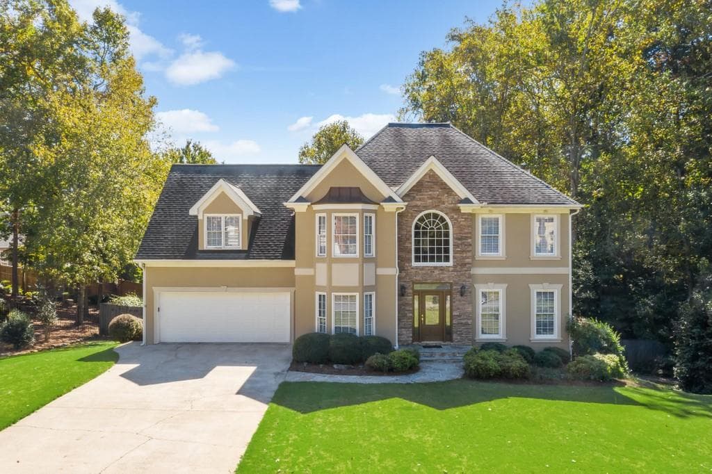 4 bedroom, 4 bathroom, 4,240 sq ft single family residence sold at 2480 Chancery Place, Marietta, GA 30066
