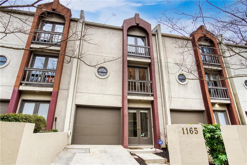 3 bedroom, 4 bathroom, 1,918 sq ft townhouse sold at 1165 14th Place, Atlanta, GA 30309