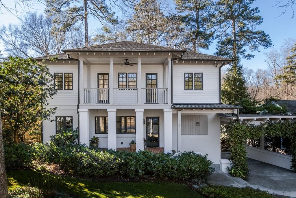 3 bedroom, 3 bathroom, 2,240 sq ft single family residence sold at 118 Chelsea Drive, Decatur, GA 30030