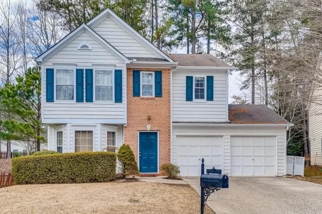 3 bedroom, 3 bathroom, 1,568 sq ft single family residence sold at 4020 Lullwater Way, Alpharetta, GA 30004