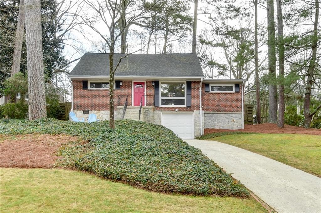 3 bedroom, 2 bathroom, 1,751 sq ft single family residence sold at 2747 Ridgemore Road, Atlanta, GA 30318