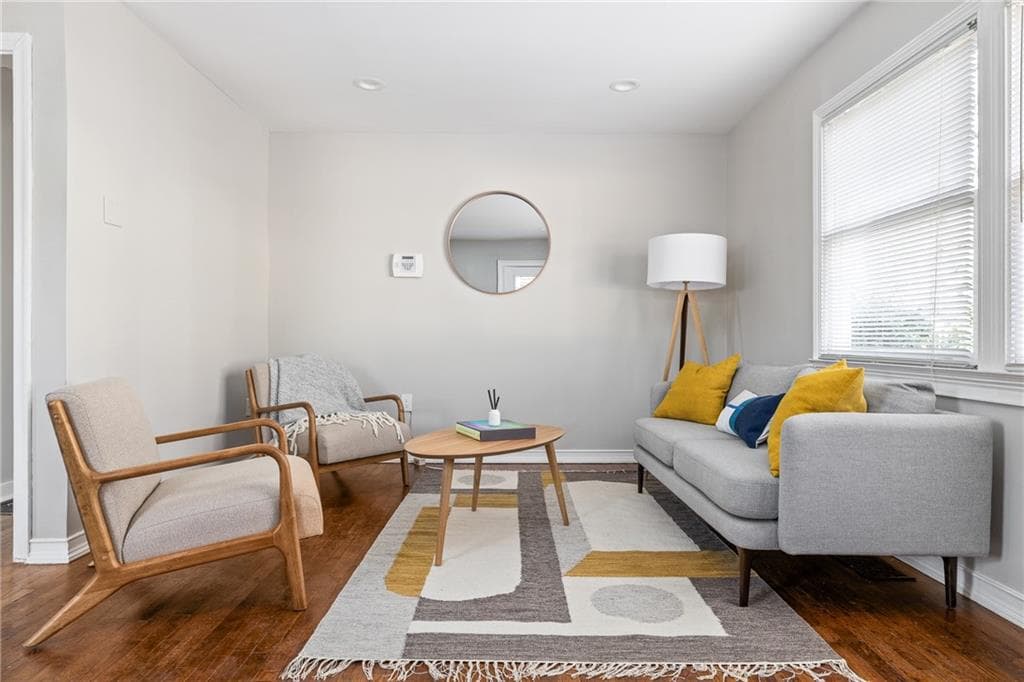 3 bedroom, 2 bathroom, 1,179 sq ft single family residence sold at 886 Stallings Avenue, Atlanta, GA 30316
