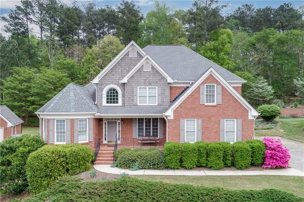 5 bedroom, 5 bathroom, 3,882 sq ft single family residence sold at 3383 Forestwood Drive, Suwanee, GA 30024
