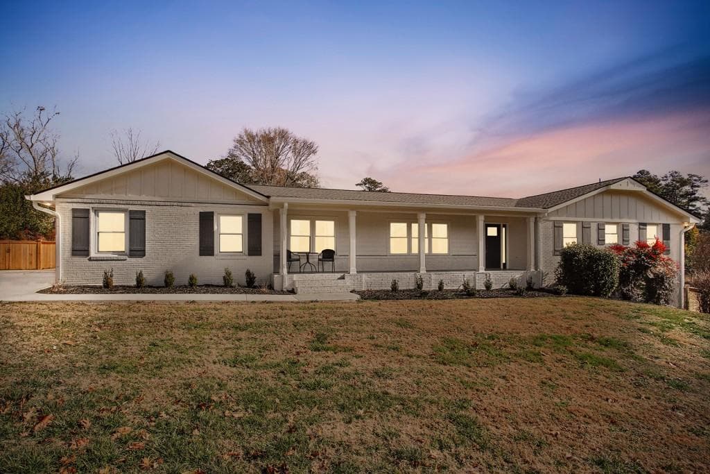 6065 Glenridge Drive, Sandy Springs, GA 30328 — most recent listing photo