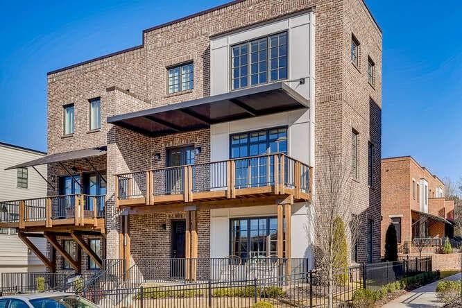 4 bedroom, 4 bathroom, 2,691 sq ft townhouse sold at 1950 Maritime Way, Atlanta, GA 30318