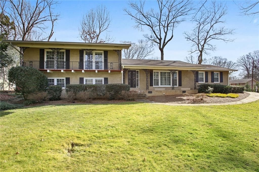 5 bedroom, 3 bathroom, 2,767 sq ft single family residence sold at 2262 Brookhurst Drive, Atlanta, GA 30338