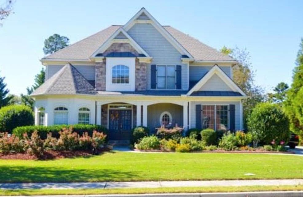 6 bedroom, 4 bathroom, 4,672 sq ft single family residence sold at 3032 Stone Column Way, Buford, GA 30519