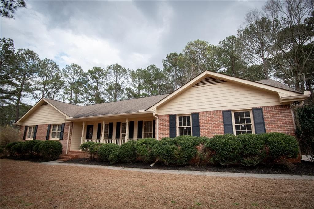 100 Lucky Leaf Place, Fayetteville, GA 30214 — most recent listing photo