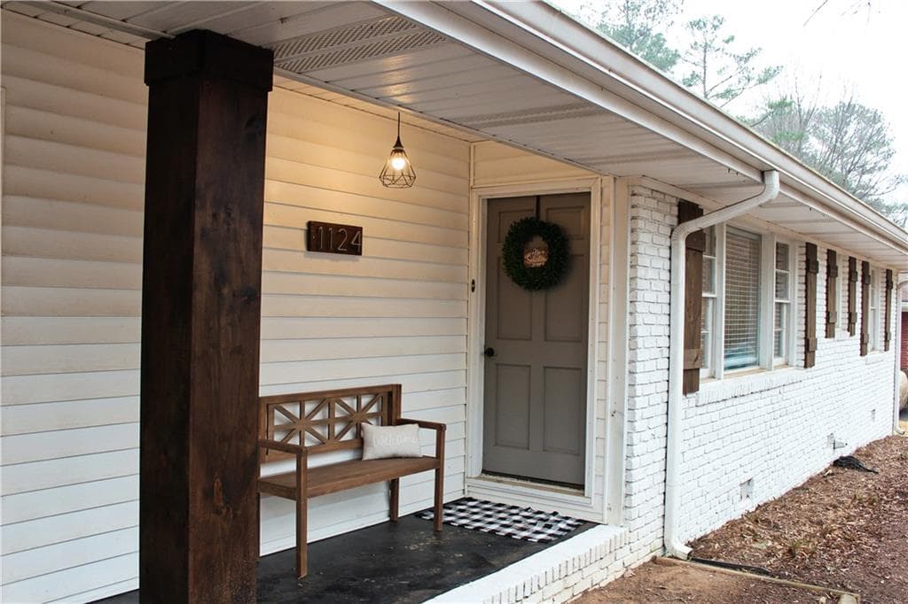 1124 Oakdale Drive, Smyrna, GA 30080 — most recent listing photo