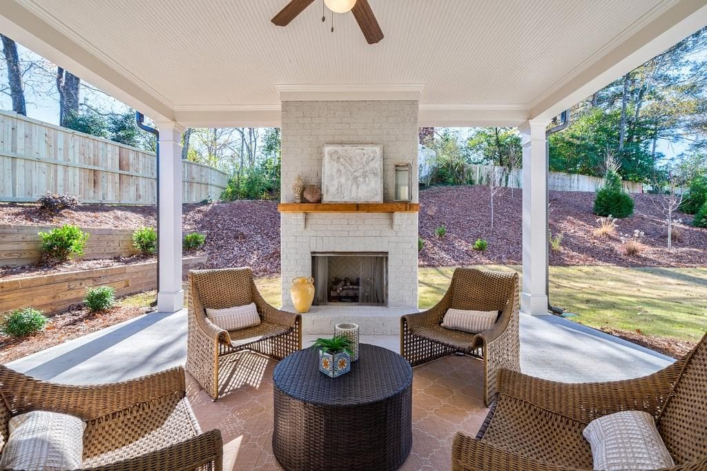 4 bedroom, 4 bathroom, 3,455 sq ft single family residence sold at 1291 Briarwood Road, Brookhaven, GA 30319