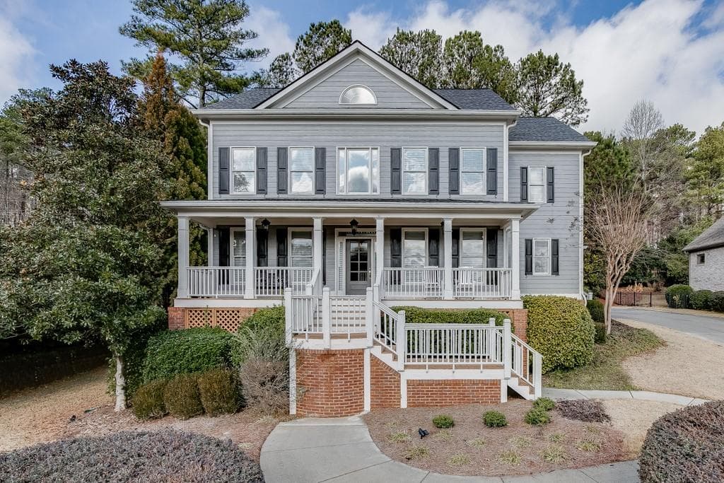 5 bedroom, 5 bathroom, 4,128 sq ft single family residence sold at 3282 Heathchase Lane, Suwanee, GA 30024