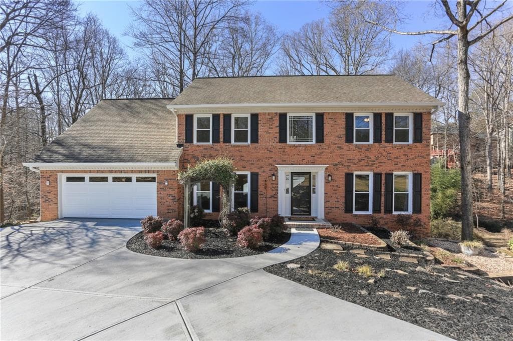 355 Ridge Court, Roswell, GA 30076 — most recent listing photo