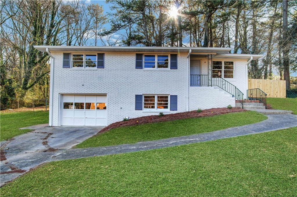 128 Hurt Drive, Smyrna, GA 30082 — most recent listing photo
